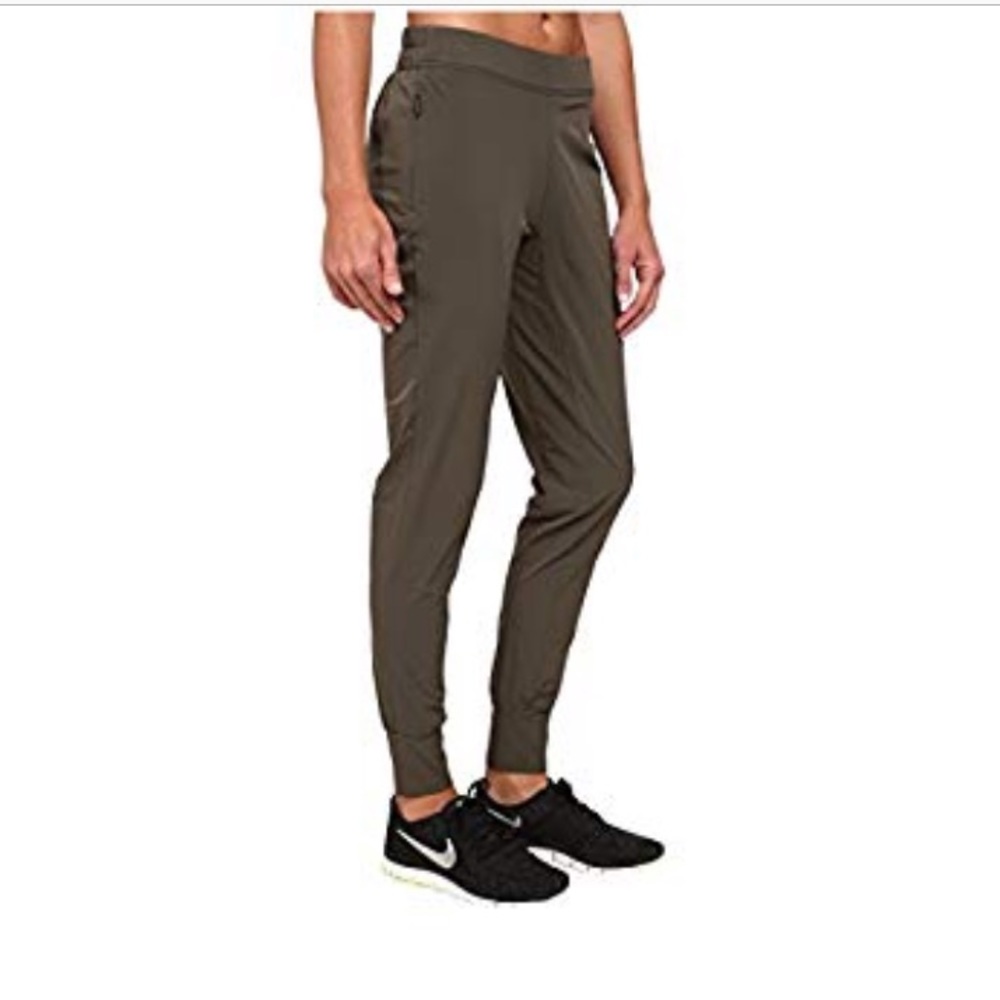 Nike Woven Bliss Dri-FIT Training Joggers size L